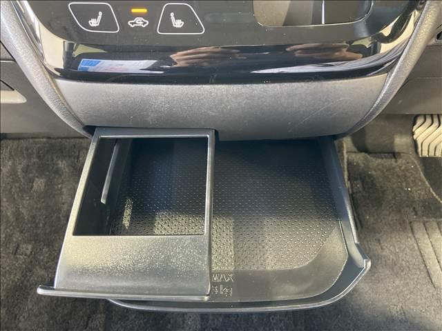 eKクロススペース G プラスエディション 禁煙車 ナビ フルセグ DVD Bluetooth 全方位カメラ 衝突軽減ブレーキ 横滑り防止装置 車線逸脱防止装置 クリアランスソナー 両側電動スライドドア 前席シートヒーター LEDヘッドライト(33枚目)