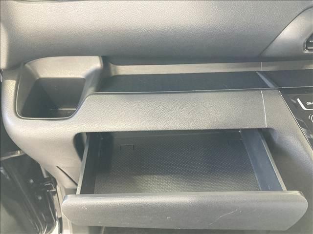 eKクロススペース G プラスエディション 禁煙車 ナビ フルセグ DVD Bluetooth 全方位カメラ 衝突軽減ブレーキ 横滑り防止装置 車線逸脱防止装置 クリアランスソナー 両側電動スライドドア 前席シートヒーター LEDヘッドライト(34枚目)