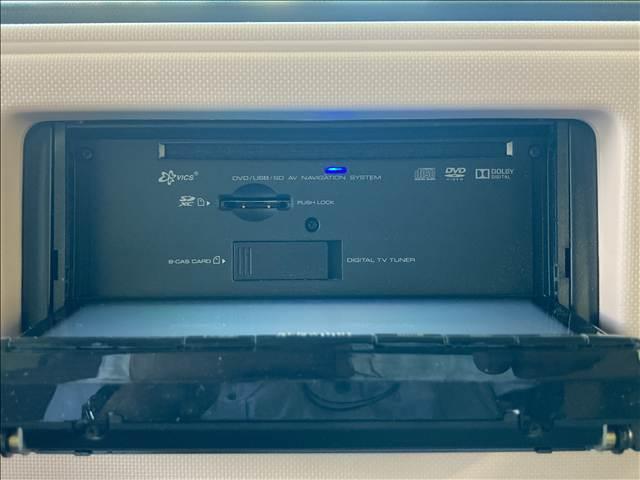 ミラココア ココアプラスＸ　禁煙車　ナビ　フルセグＴＶ　ＤＶＤ再生　Ｂｌｕｅｔｏｏｔｈ対応　バックカメラ　ＥＴＣ車載器　ＡＢＳ　Ｗエアバック　アイドリングストップ　衝突安全ボディ　横滑り防止装置　ＬＥＤヘッドライト　スマートキー（9枚目）