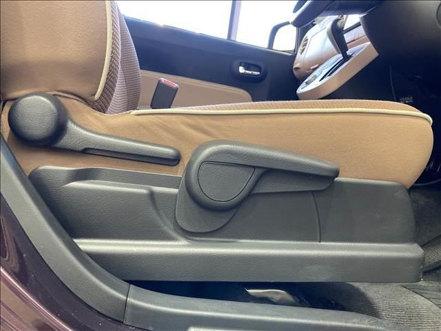 ミラココア ココアプラスＸ　禁煙車　ナビ　フルセグＴＶ　ＤＶＤ再生　Ｂｌｕｅｔｏｏｔｈ対応　バックカメラ　ＥＴＣ車載器　ＡＢＳ　Ｗエアバック　アイドリングストップ　衝突安全ボディ　横滑り防止装置　ＬＥＤヘッドライト　スマートキー（23枚目）