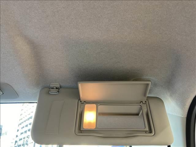 ミラココア ココアプラスＸ　禁煙車　ナビ　フルセグＴＶ　ＤＶＤ再生　Ｂｌｕｅｔｏｏｔｈ対応　バックカメラ　ＥＴＣ車載器　ＡＢＳ　Ｗエアバック　アイドリングストップ　衝突安全ボディ　横滑り防止装置　ＬＥＤヘッドライト　スマートキー（31枚目）