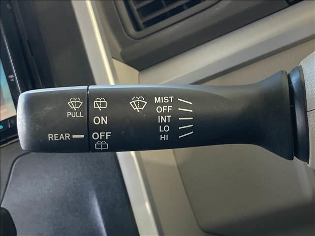 タント Ｘ　禁煙車・ナビ　フルセグＴＶ　Ｂｌｕｅｔｏｏｔｈ　ＣＤ再生　ＤＶＤ再生　バックカメラ　ＥＴＣ　両側スライド片側電動スライド　アイドリングストップ　オートエアコン　電動格納ミラー　プッシュスタート（13枚目）