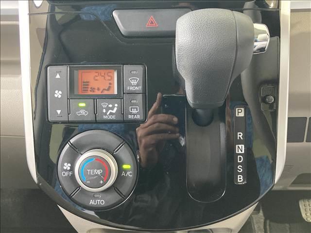 タント Ｘ　禁煙車　ナビ　フルセグＴＶ　ＤＶＤ再生　Ｂｌｕｅｔｏｏｔｈ対応　バックカメラ　ＡＢＳ　Ｗエアバック　横滑り防止装置　衝突安全ボディ　アイドリングストップ　盗難防止装置　左側電動スライド　スマートキー（10枚目）