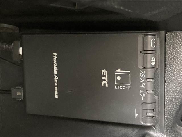 Ｎ－ＯＮＥ プレミアム　ＳＳパッケージ　禁煙車　ナビ　ワンセグ　ＤＶＤ　Ｂｌｕｅｔｏｏｔｈ対応　バックカメラ　ＥＴＣ　衝突軽減ブレーキ　横滑り防止装置　衝突安全ボディ　純正アルミホイール　ＨＩＤヘッドライト　前席シートヒーター　スマートキー（27枚目）