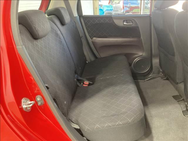 Ｎ－ＯＮＥ プレミアム　ＳＳパッケージ　禁煙車　ナビ　ワンセグ　ＤＶＤ　Ｂｌｕｅｔｏｏｔｈ対応　バックカメラ　ＥＴＣ　衝突軽減ブレーキ　横滑り防止装置　衝突安全ボディ　純正アルミホイール　ＨＩＤヘッドライト　前席シートヒーター　スマートキー（38枚目）