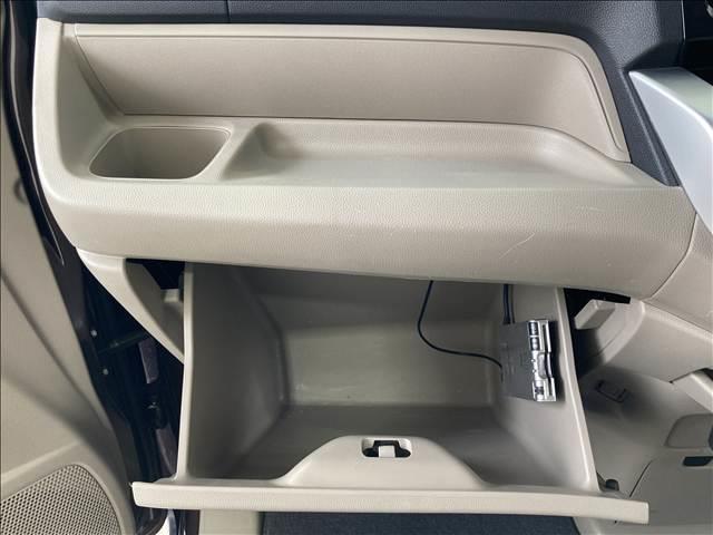 Ｎ－ＷＧＮ Ｇ・Ｌパッケージ　禁煙車　ディスプレイオーディオ　バックカメラ　Ｂｌｕｅｔｏｏｔｈ　ＣＤ　電動格納ドアミラー　ＨＩＤヘッドライト　スマートキー　プッシュスタート　盗難防止装置　オートリトラミラー　オートライト（31枚目）