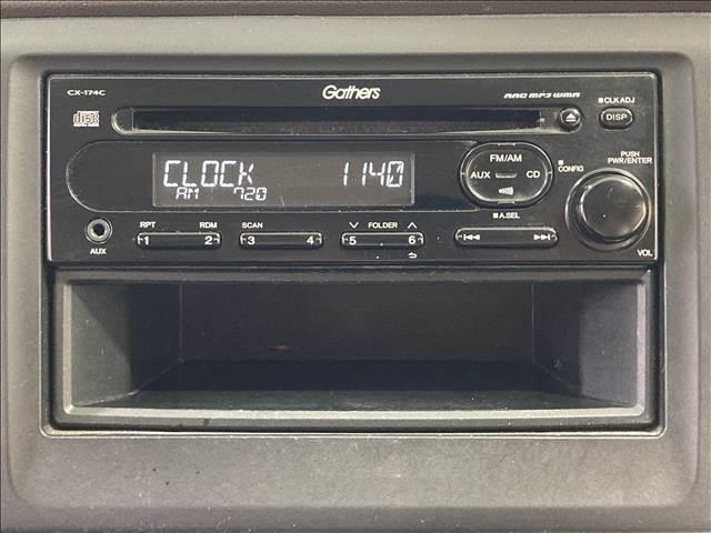 N-WGN G 禁煙車 CDプレーヤー ETC スリップ防止 スマートキー 電動格納ドアミラー プッシュスタート 盗難防止装置 パワステ パワーウィンドウ エアバック ベンチシート レベライザー アイドリングストップ(5枚目)