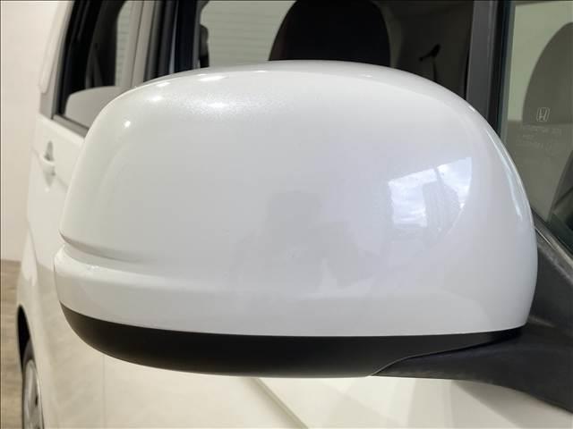 N-WGN G 禁煙車 CDプレーヤー ETC スリップ防止 スマートキー 電動格納ドアミラー プッシュスタート 盗難防止装置 パワステ パワーウィンドウ エアバック ベンチシート レベライザー アイドリングストップ(14枚目)