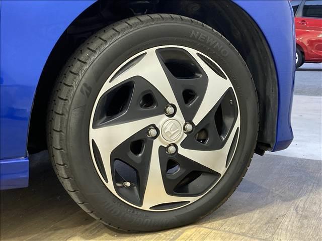 Ｎ－ＷＧＮカスタム Ｇ・ターボパッケージ　禁煙車　ナビ　フルセグＴＶ　ＣＤ　ＤＶＤ再生　Ｂｌｕｅｔｏｏｔｈ　ＥＴＣ　純正アルミ　ＨＩＤヘッドライト　クルーズコントロール機能　ベンチシート　スマートキー　オートライト　パワステ　盗難防止装置（18枚目）