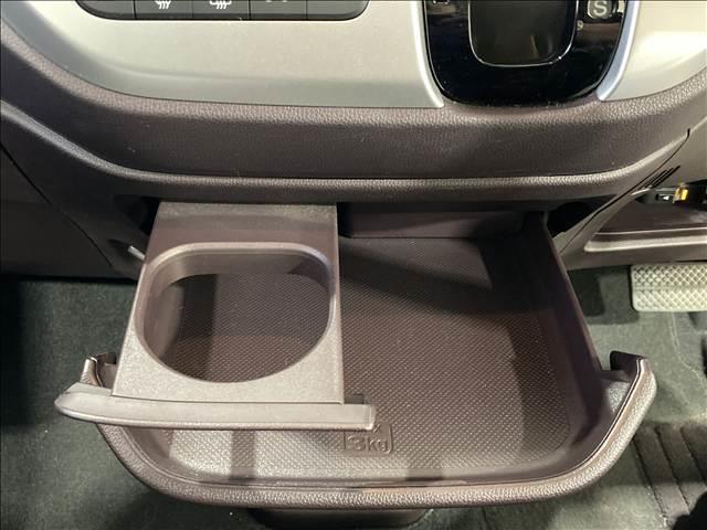 Ｎ－ＷＧＮカスタム Ｇ・ターボパッケージ　禁煙車　ナビ　フルセグＴＶ　ＣＤ　ＤＶＤ再生　Ｂｌｕｅｔｏｏｔｈ　ＥＴＣ　純正アルミ　ＨＩＤヘッドライト　クルーズコントロール機能　ベンチシート　スマートキー　オートライト　パワステ　盗難防止装置（31枚目）