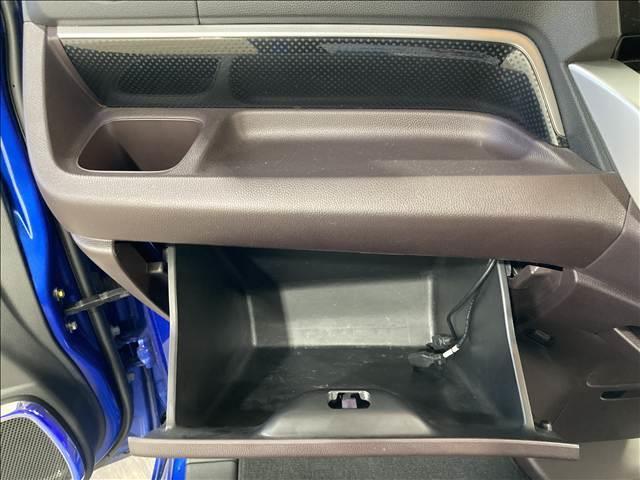 Ｎ－ＷＧＮカスタム Ｇ・ターボパッケージ　禁煙車　ナビ　フルセグＴＶ　ＣＤ　ＤＶＤ再生　Ｂｌｕｅｔｏｏｔｈ　ＥＴＣ　純正アルミ　ＨＩＤヘッドライト　クルーズコントロール機能　ベンチシート　スマートキー　オートライト　パワステ　盗難防止装置（32枚目）