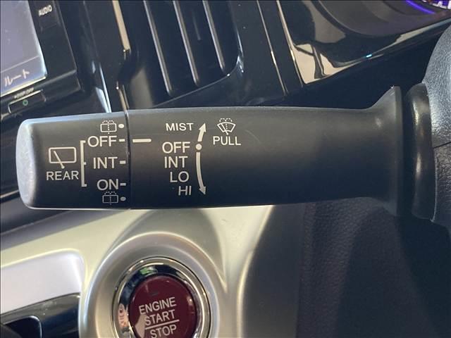 Ｎ－ＷＧＮカスタム Ｇ・ターボパッケージ　ナビ　フルセグＴＶ　ＤＶＤ再生　Ｂｌｕｅｔｏｏｔｈ対応　バックカメラ　ＥＴＣ　ＡＢＳ　Ｗエアバック　衝突安全ボディ　盗難防止装置　オートエアコン　純正アルミホイール　ＨＩＤヘッドライト　スマートキー（14枚目）