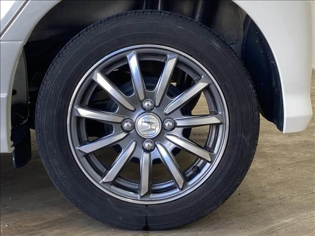 Ｎ－ＷＧＮカスタム Ｇ・ターボパッケージ　ナビ　フルセグＴＶ　ＤＶＤ再生　Ｂｌｕｅｔｏｏｔｈ対応　バックカメラ　ＥＴＣ　ＡＢＳ　Ｗエアバック　衝突安全ボディ　盗難防止装置　オートエアコン　純正アルミホイール　ＨＩＤヘッドライト　スマートキー（22枚目）