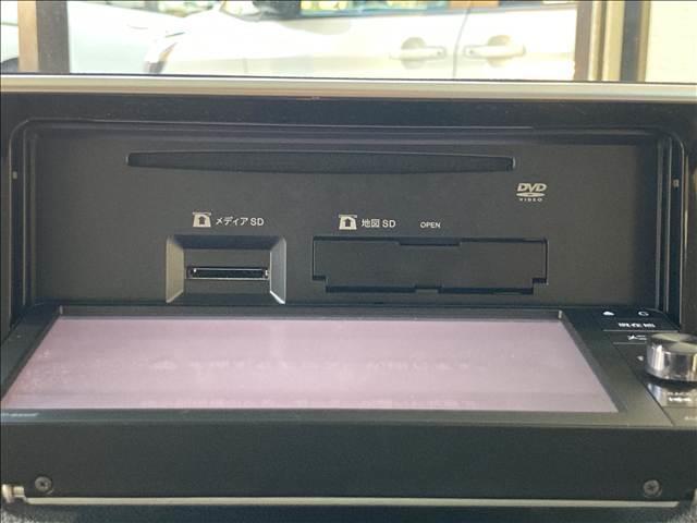 ムーヴ Ｘ　ＳＡＩＩ　禁煙車　ナビ　フルセグＴＶ　ＤＶＤ再生　Ｂｌｕｅｔｏｏｔｈ対応　バックカメラ　ＥＴＣ車載器　衝突軽減ブレーキ　横滑り防止装置　衝突安全ボディ　アイドリングストップ　純正アルミホイール　スマートキー（9枚目）