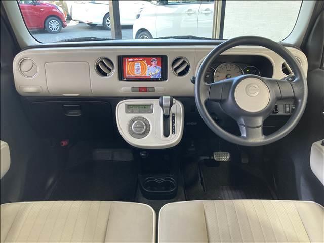 ミラココア ココアプラスＸ　禁煙車　ナビ　ワンセグＴＶ　ＣＤ再生　ＡＢＳ　Ｗエアバック　衝突安全ボディ　アイドリングストップ　盗難防止装置　オートエアコン　フォグライト　ルーフレール　ベンチシート　スマートキー（2枚目）