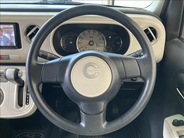 ミラココア ココアプラスＸ　禁煙車　ナビ　ワンセグＴＶ　ＣＤ再生　ＡＢＳ　Ｗエアバック　衝突安全ボディ　アイドリングストップ　盗難防止装置　オートエアコン　フォグライト　ルーフレール　ベンチシート　スマートキー（10枚目）