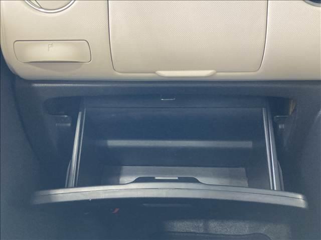 ミラココア ココアプラスＸ　禁煙車　ナビ　ワンセグＴＶ　ＣＤ再生　ＡＢＳ　Ｗエアバック　衝突安全ボディ　アイドリングストップ　盗難防止装置　オートエアコン　フォグライト　ルーフレール　ベンチシート　スマートキー（31枚目）