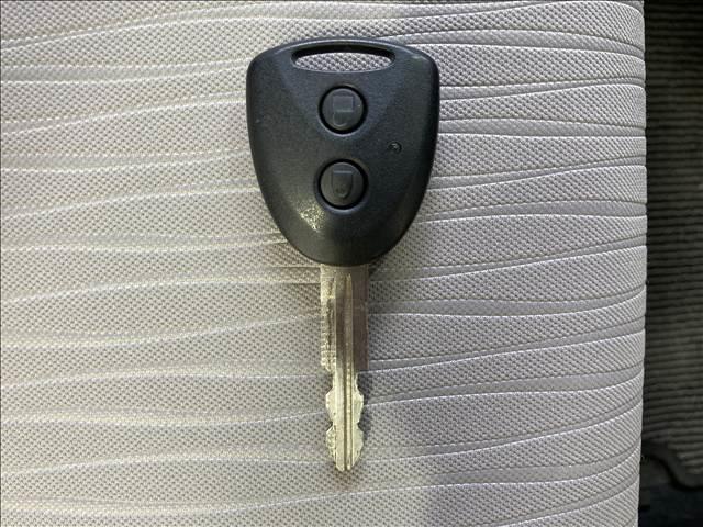 ミライース X SAIII 禁煙車 純正CDコンポ 衝突軽減ブレーキ 横滑り防止装置 車線逸脱防止装置 クリアランスソナー 衝突安全ボディ ABS Wエアバック アイドリングストップ 盗難防止装置 LEDヘッドライト キーレス(22枚目)