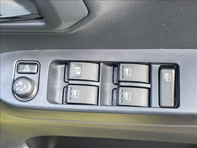 ミライース X SAIII 禁煙車 純正CDコンポ 衝突軽減ブレーキ 横滑り防止装置 車線逸脱防止装置 クリアランスソナー 衝突安全ボディ ABS Wエアバック アイドリングストップ 盗難防止装置 LEDヘッドライト キーレス(33枚目)