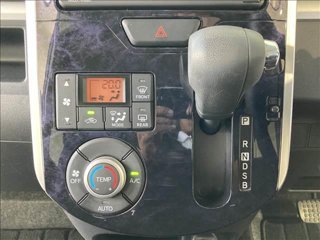 タント カスタムX トップエディションVS SAIII 禁煙車 ナビ フルセグ DVD Bluetooth 全方位カメラ ETC 衝突軽減ブレーキ 横滑り防止装置 車線逸脱防止装置 障害物センサー 両側電動スライドドア LEDヘッドライト スマートキー(10枚目)