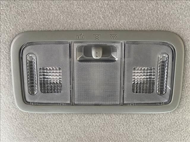 タント カスタムX トップエディションVS SAIII 禁煙車 ナビ フルセグ DVD Bluetooth 全方位カメラ ETC 衝突軽減ブレーキ 横滑り防止装置 車線逸脱防止装置 障害物センサー 両側電動スライドドア LEDヘッドライト スマートキー(31枚目)