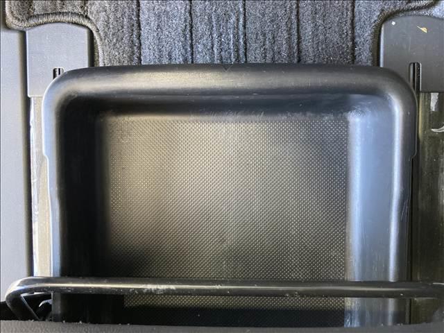 タント カスタムX トップエディションVS SAIII 禁煙車 ナビ フルセグ DVD Bluetooth 全方位カメラ ETC 衝突軽減ブレーキ 横滑り防止装置 車線逸脱防止装置 障害物センサー 両側電動スライドドア LEDヘッドライト スマートキー(33枚目)