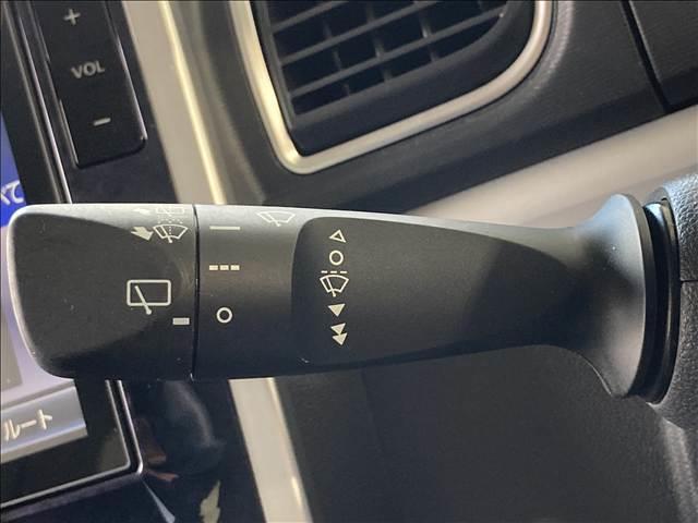 タント カスタムX トップエディションSAIII 禁煙車 ナビ フルセグTV Bluetooth CD・DVD再生 全方位カメラ 両側電動スライド ETC シートヒーター オートハイビーム LEDヘッドライト 衝突軽減ブレーキ スリップ防止(13枚目)