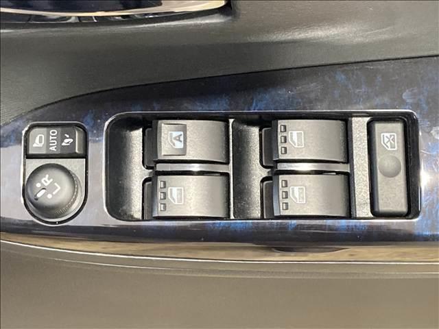 タント カスタムX トップエディションSAIII 禁煙車 ナビ フルセグTV Bluetooth CD・DVD再生 全方位カメラ 両側電動スライド ETC シートヒーター オートハイビーム LEDヘッドライト 衝突軽減ブレーキ スリップ防止(24枚目)