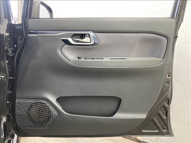 ムーヴ カスタム　ＲＳ　ハイパーＳＡ　ナビ　フルセグＴＶ　Ｂｌｕｅｔｏｏｔｈ　ＣＤ・ＤＶＤ再生　ＥＴＣ　バックカメラ　衝突軽減ブレーキ　障害物センサー　スリップ防止　アイドリングストップ　ＬＥＤヘッドライト　オートライト　スマートキー（24枚目）