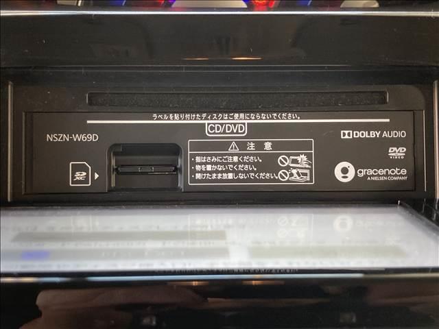 タント Ｘ　ＶＳ　ＳＡＩＩＩ　禁煙車　ナビ　フルセグ　ＤＶＤ　Ｂｌｕｅｔｏｏｔｈ　全方位カメラ　ＥＴＣ　衝突軽減ブレーキ　横滑り防止装置　車線逸脱防止装置　両側電動スライドドア　社外アルミホイール　ＬＥＤヘッドライト　スマートキー（9枚目）