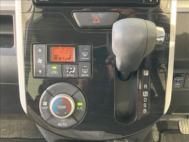 タント Ｘ　ＶＳ　ＳＡＩＩＩ　禁煙車　ナビ　フルセグ　ＤＶＤ　Ｂｌｕｅｔｏｏｔｈ　全方位カメラ　ＥＴＣ　衝突軽減ブレーキ　横滑り防止装置　車線逸脱防止装置　両側電動スライドドア　社外アルミホイール　ＬＥＤヘッドライト　スマートキー（10枚目）