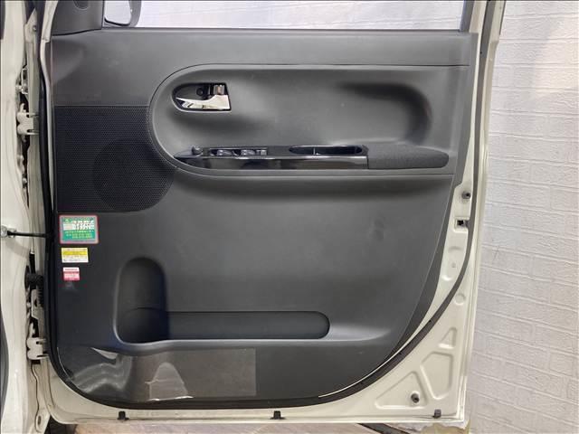 タント Ｘ　ＶＳ　ＳＡＩＩＩ　禁煙車　ナビ　フルセグ　ＤＶＤ　Ｂｌｕｅｔｏｏｔｈ　全方位カメラ　ＥＴＣ　衝突軽減ブレーキ　横滑り防止装置　車線逸脱防止装置　両側電動スライドドア　社外アルミホイール　ＬＥＤヘッドライト　スマートキー（23枚目）