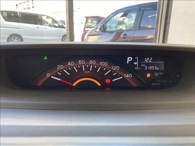 タント Ｌ　ＳＡ　禁煙車　ナビ　フルセグ　ＤＶＤ再生　Ｂｌｕｅｔｏｏｔｈ対応　バックカメラ　車線逸脱防止装置　横滑り防止装置　衝突安全ボディ　盗難防止装置　ＡＢＳ　Ｗエアバック　アイドリングストップ　キーレスエントリー（3枚目）