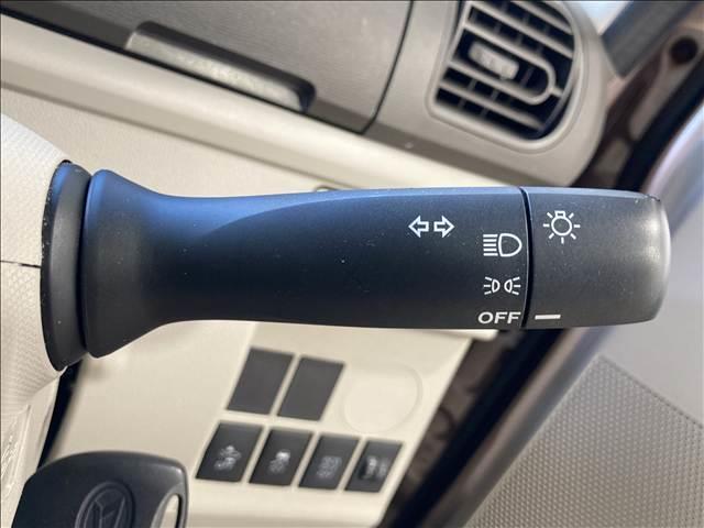 タント Ｌ　ＳＡ　禁煙車　ナビ　フルセグ　ＤＶＤ再生　Ｂｌｕｅｔｏｏｔｈ対応　バックカメラ　車線逸脱防止装置　横滑り防止装置　衝突安全ボディ　盗難防止装置　ＡＢＳ　Ｗエアバック　アイドリングストップ　キーレスエントリー（12枚目）