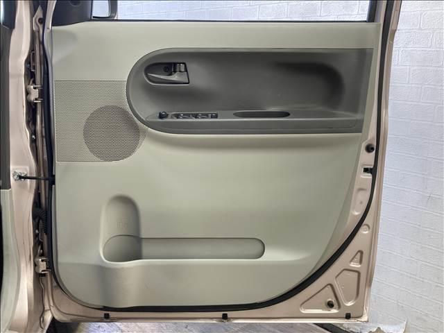 タント Ｌ　ＳＡ　禁煙車　ナビ　フルセグ　ＤＶＤ再生　Ｂｌｕｅｔｏｏｔｈ対応　バックカメラ　車線逸脱防止装置　横滑り防止装置　衝突安全ボディ　盗難防止装置　ＡＢＳ　Ｗエアバック　アイドリングストップ　キーレスエントリー（23枚目）