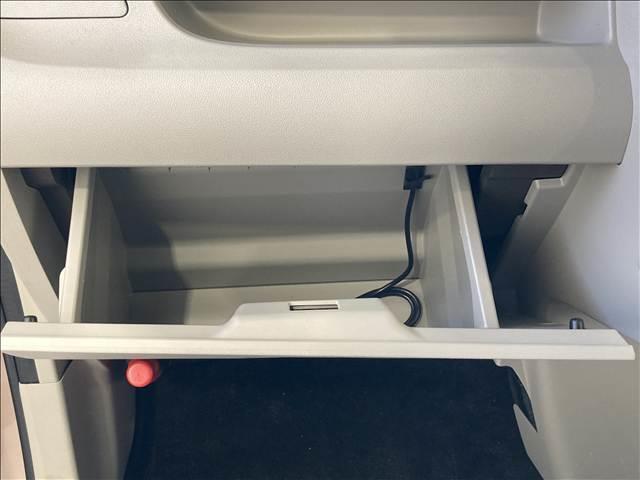 タント Ｌ　ＳＡ　禁煙車　ナビ　フルセグ　ＤＶＤ再生　Ｂｌｕｅｔｏｏｔｈ対応　バックカメラ　車線逸脱防止装置　横滑り防止装置　衝突安全ボディ　盗難防止装置　ＡＢＳ　Ｗエアバック　アイドリングストップ　キーレスエントリー（32枚目）