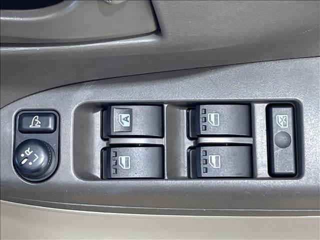 タント Ｌ　ＳＡ　禁煙車　ナビ　フルセグ　ＤＶＤ再生　Ｂｌｕｅｔｏｏｔｈ対応　バックカメラ　車線逸脱防止装置　横滑り防止装置　衝突安全ボディ　盗難防止装置　ＡＢＳ　Ｗエアバック　アイドリングストップ　キーレスエントリー（33枚目）