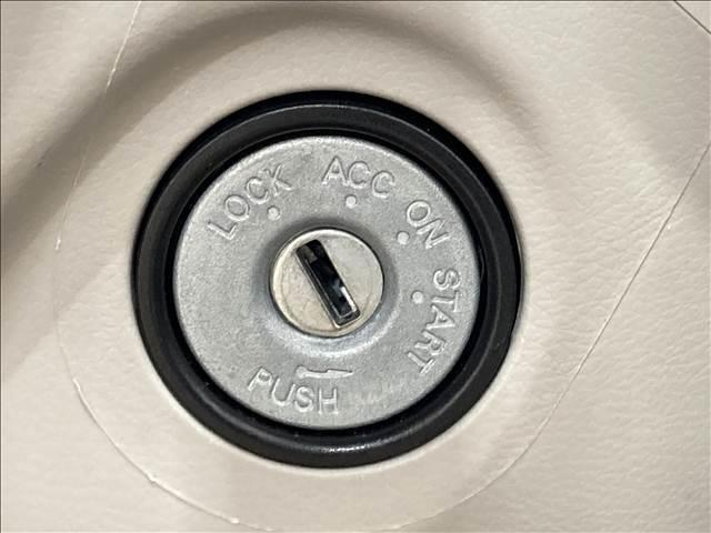 ｅＫワゴン Ｅ　ｅ－アシスト　禁煙車　純正ＣＤコンポ　衝突軽減ブレーキ　横滑り防止装置　衝突安全ボディ　ＡＢＳ　Ｗエアバック　障害物センサー　運転席シートヒーター　ベンチシート　キーレスエントリー（22枚目）