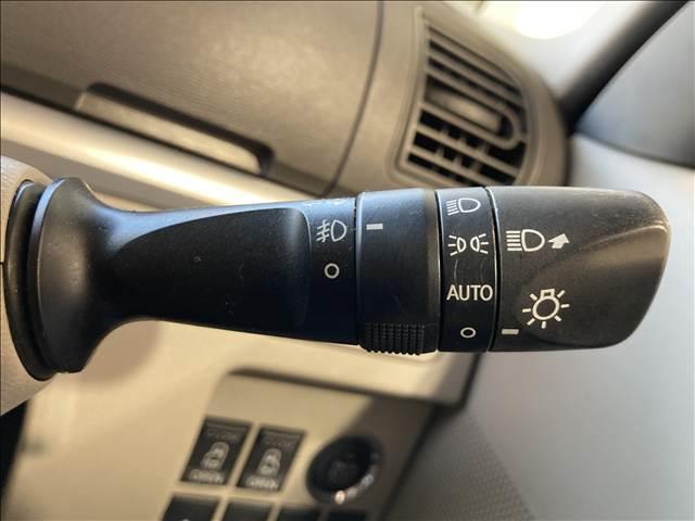 タント Ｇ　ＳＡＩＩ　禁煙車　ナビ　フルセグ　ＤＶＤ　Ｂｌｕｅｔｏｏｔｈ対応　バックカメラ　衝突軽減ブレーキ　横滑り防止装置　アイドリングストップ　両側電動スライドドア　　純正アルミホイール　　ベンチシート　スマートキー（13枚目）