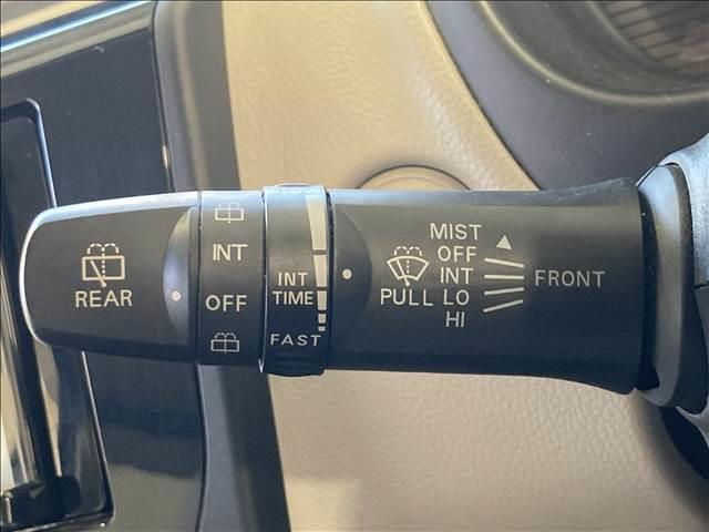 デイズ Ｊ　ナビ　フルセグＴＶ　ＤＶＤ再生　Ｂｌｕｅｔｏｏｔｈ対応　ＥＴＣ車載器　パワステ　パワーウインド　ＡＢＳ　Ｗエアバック　衝突安全ボディ　盗難防止装置　ベンチシート　キーレスエントリー（12枚目）