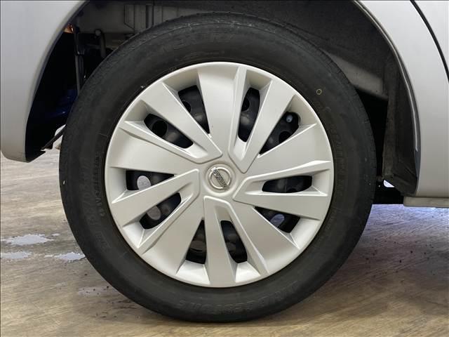 デイズ Ｊ　ナビ　フルセグＴＶ　ＤＶＤ再生　Ｂｌｕｅｔｏｏｔｈ対応　ＥＴＣ車載器　パワステ　パワーウインド　ＡＢＳ　Ｗエアバック　衝突安全ボディ　盗難防止装置　ベンチシート　キーレスエントリー（19枚目）