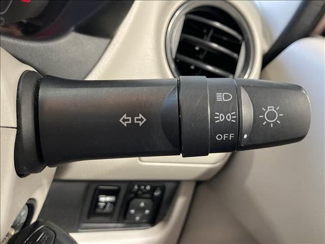 ｅＫワゴン Ｅ　禁煙車　ナビ　ワンセグＴＶ　ＣＤ再生　バックカメラ　ＡＢＳ　Ｗエアバック　衝突安全ボディ　運転席シートヒーター　ベンチシート　パワステ　パワーウインド　エアコン　電動格納ミラー　ベンチシート　キーレス（12枚目）