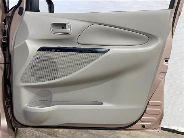 ｅＫワゴン Ｅ　禁煙車　ナビ　ワンセグＴＶ　ＣＤ再生　バックカメラ　ＡＢＳ　Ｗエアバック　衝突安全ボディ　運転席シートヒーター　ベンチシート　パワステ　パワーウインド　エアコン　電動格納ミラー　ベンチシート　キーレス（23枚目）