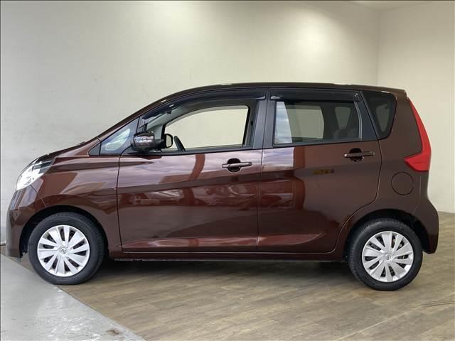 デイズ Ｘ　Ｖセレクション＋セーフティＩＩ　禁煙車　ナビ　フルセグＴＶ　ＤＶＤ再生　Ｂｌｕｅｔｏｏｔｈ対応　全方位カメラ　衝突軽減ブレーキ　横滑り防止装置　衝突安全ボディ　ＡＢＳ　Ｗエアバック　アイドリングストップ　盗難防止装置　スマートキー（15枚目）