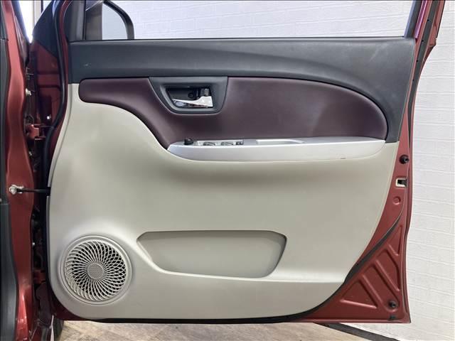 キャスト スタイルＸ　ＳＡＩＩ　禁煙車　ナビ　フルセグＴＶ　ＤＶＤ再生　Ｂｌｕｅｔｏｏｔｈ対応　ＥＴＣ車載器　衝突軽減ブレーキ　横滑り防止装置　衝突安全ボディ　アイドリングストップ　オートエアコン　ベンチシート　スマートキー（22枚目）