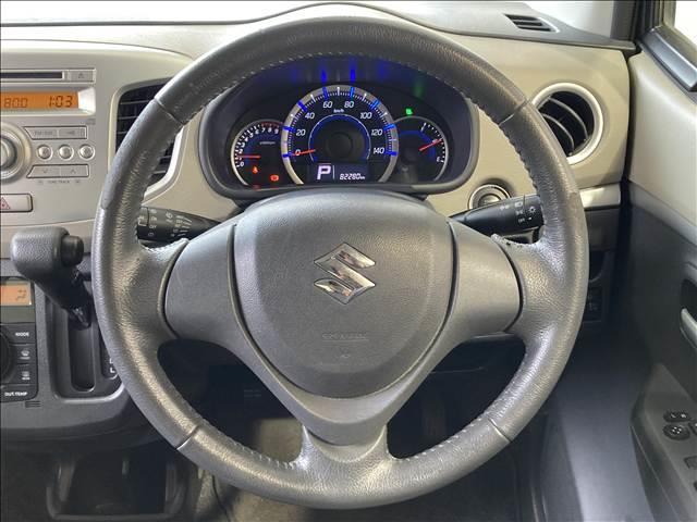 ワゴンＲ ＦＸリミテッド　禁煙車　純正ＣＤコンポ　ＡＢＳ　Ｗエアバック　衝突安全ボディ　アイドリングストップ　盗難防止装置　オートエアコン　純正アルミホイール　社外ＨＩＤヘッドライト　ベンチシート　スマートキー（7枚目）