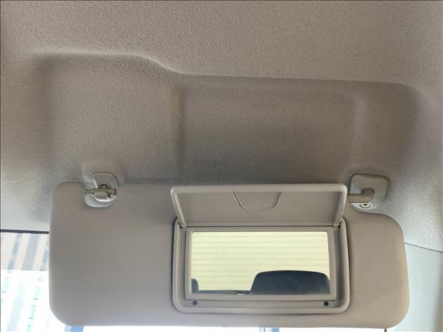 ワゴンＲ ＦＸリミテッド　禁煙車　純正ＣＤコンポ　ＡＢＳ　Ｗエアバック　衝突安全ボディ　アイドリングストップ　盗難防止装置　オートエアコン　純正アルミホイール　社外ＨＩＤヘッドライト　ベンチシート　スマートキー（24枚目）