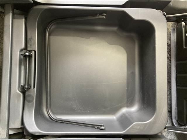 ワゴンＲ ＦＸリミテッド　禁煙車　純正ＣＤコンポ　ＡＢＳ　Ｗエアバック　衝突安全ボディ　アイドリングストップ　盗難防止装置　オートエアコン　純正アルミホイール　社外ＨＩＤヘッドライト　ベンチシート　スマートキー（28枚目）