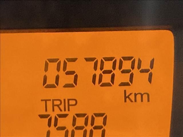 N-WGN G・Lパッケージ 禁煙車 ナビ ワンセグTV CD Bluetooth対応 バックカメラ ETC車載器 衝突軽減ブレーキ 横滑り防止装置 衝突安全ボディ サイドエアバック HIDヘッドライト ベンチシート スマートキー(4枚目)