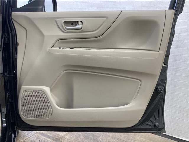 N-WGN G・Lパッケージ 禁煙車 CDプレーヤー 電動格納ドアミラー 衝突軽減ブレーキ スリップ防止 アイドリングストップ 社外アルミ スマートキー プッシュスタート HIDヘッドライト オートライト エアバック(19枚目)